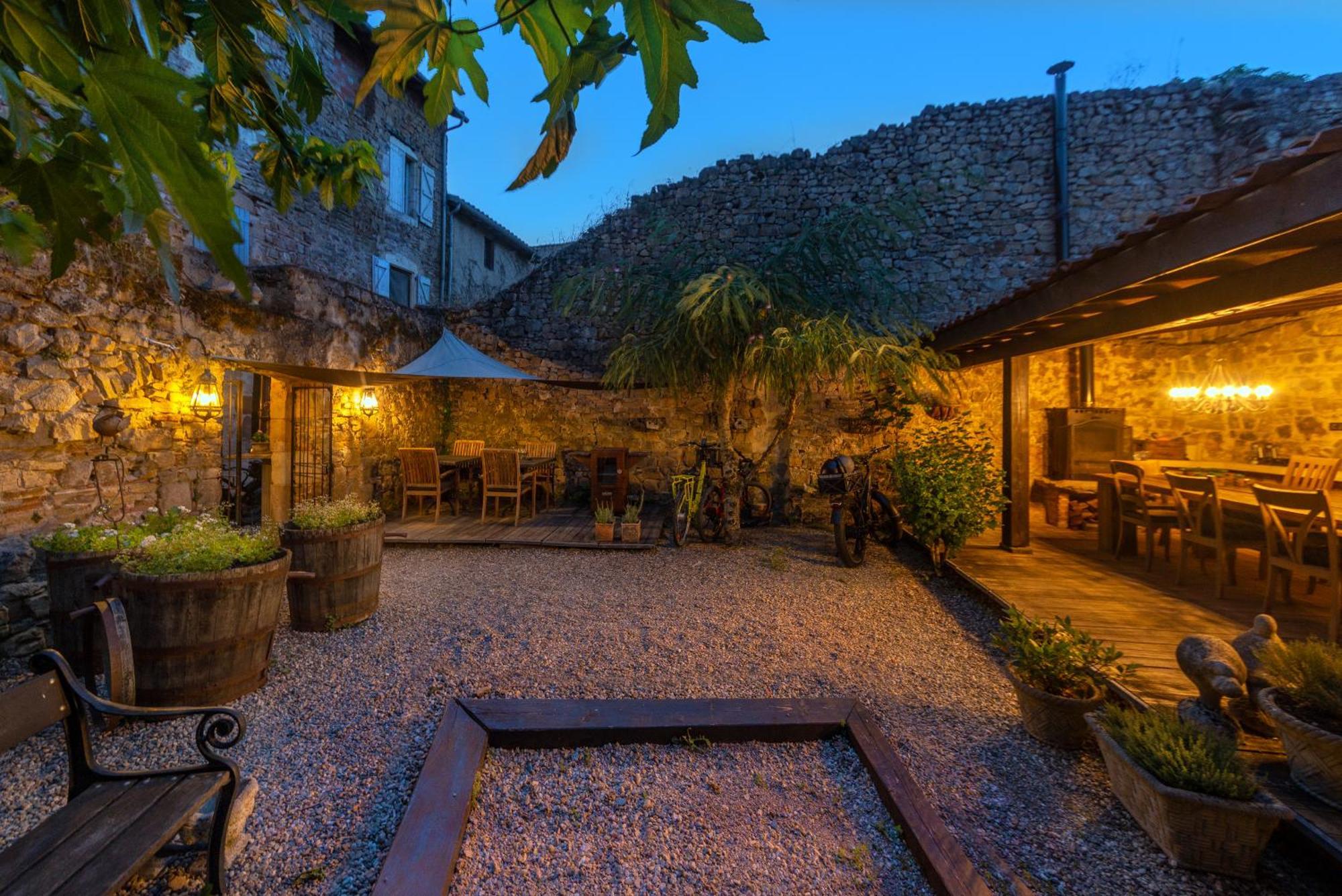 La Maison Au Puits Cordes Sur Ciel Ngoại thất bức ảnh