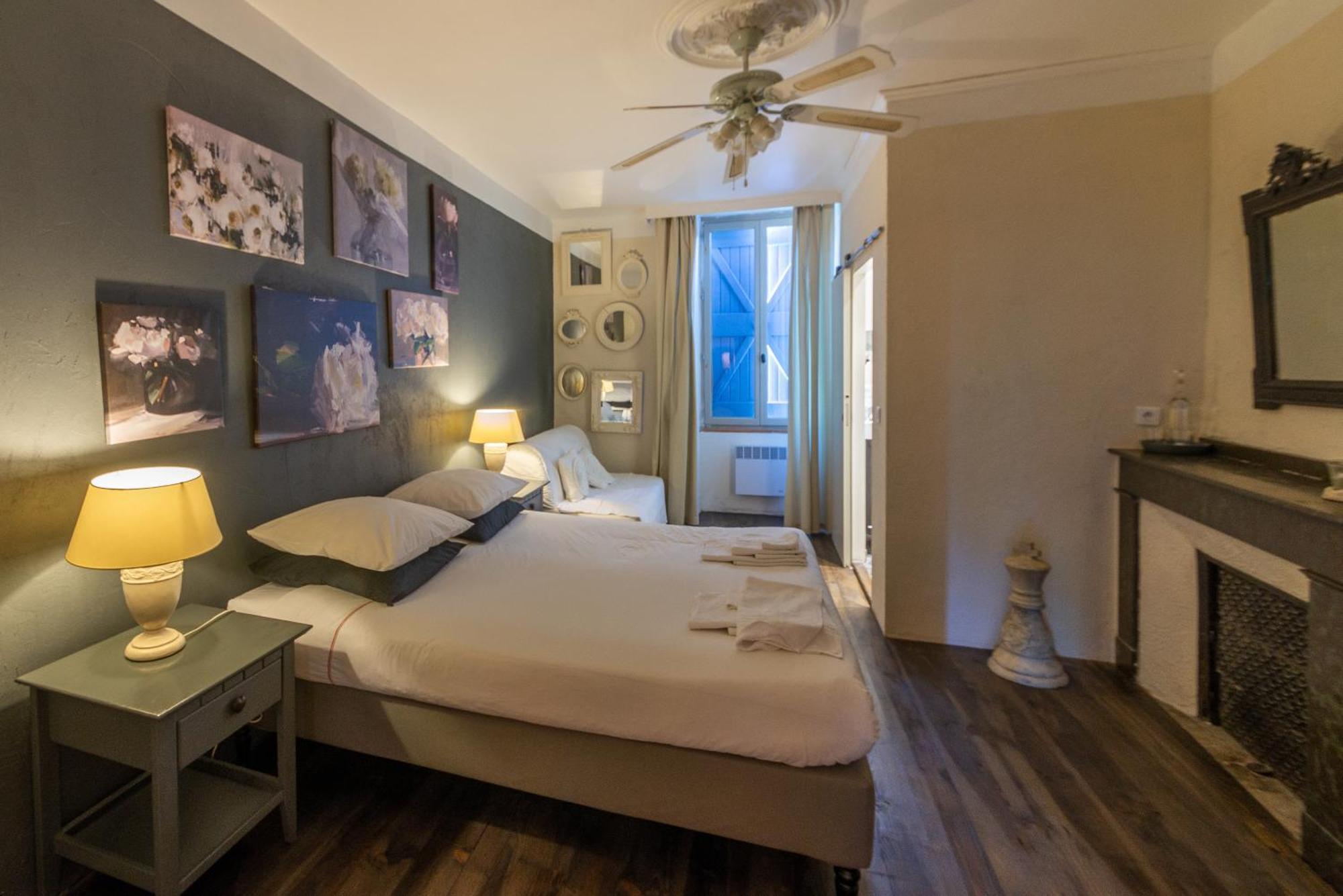 La Maison Au Puits Cordes Sur Ciel Ngoại thất bức ảnh